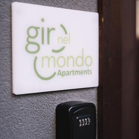 Giro Nel Mondo Apartments Catánia Buitenkant foto