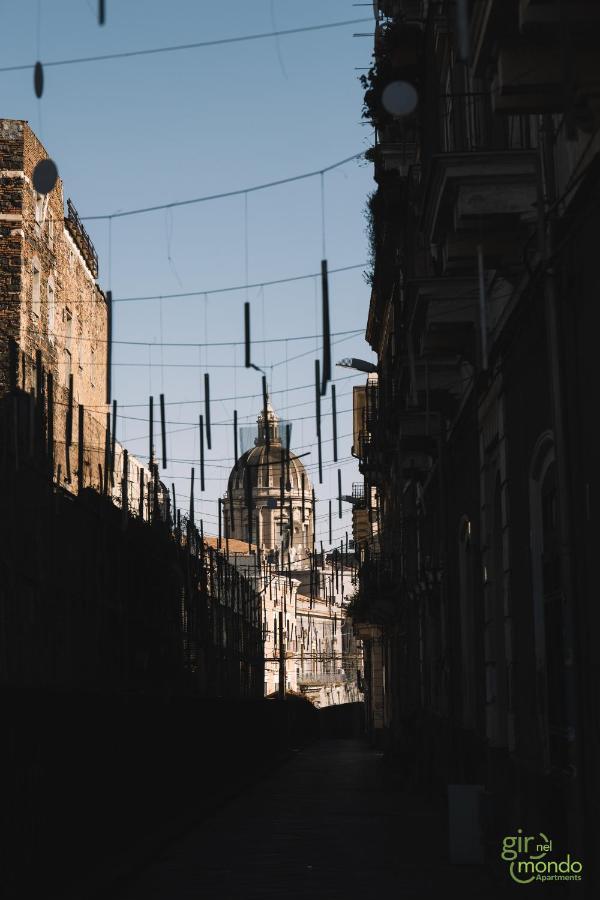 Giro Nel Mondo Apartments Catánia Buitenkant foto