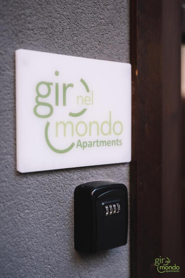 Giro Nel Mondo Apartments Catánia Buitenkant foto