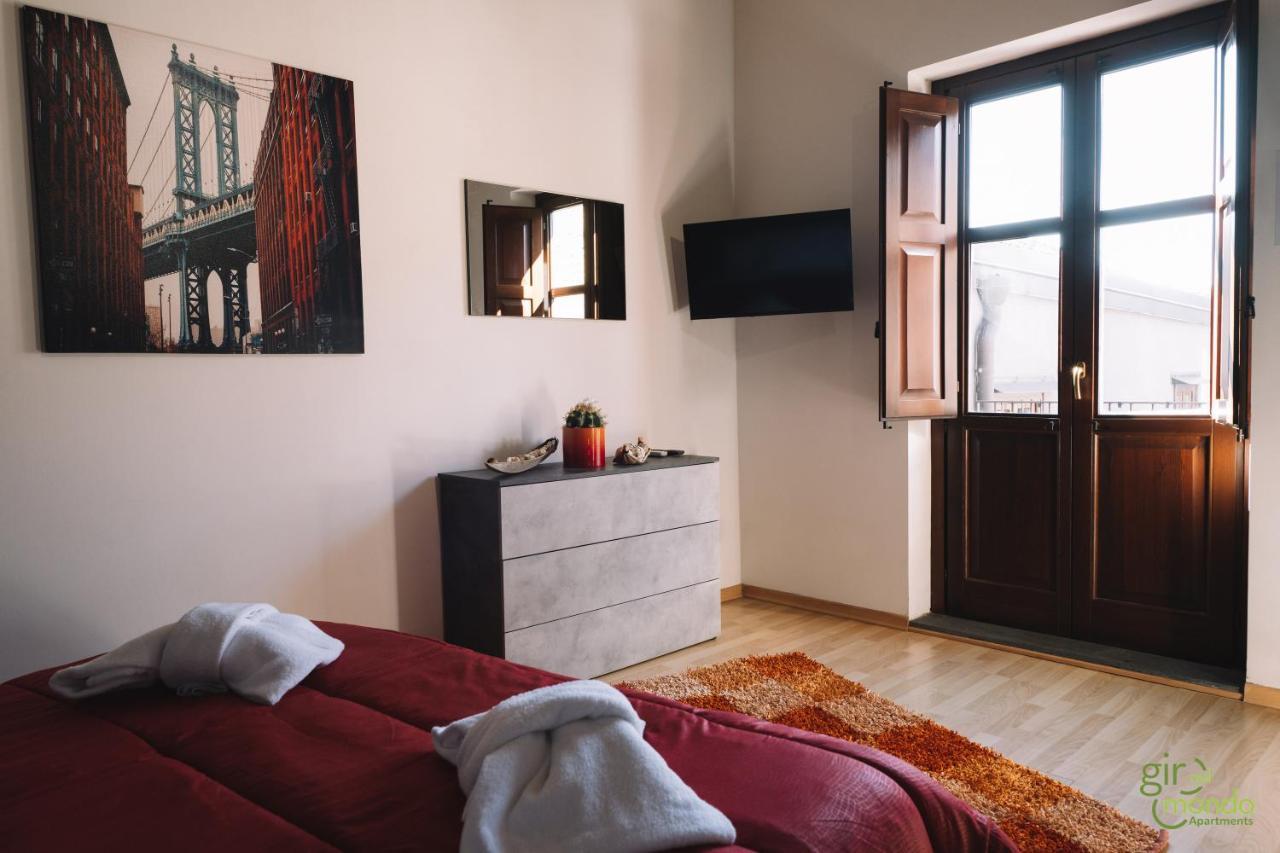 Giro Nel Mondo Apartments Catánia Buitenkant foto